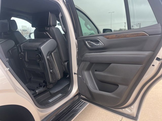 Used 2024 Chevrolet Tahoe Premier w/ Advanced Technology Package image 48
