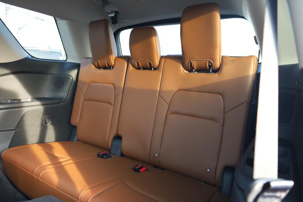 New 2026 Nissan Pathfinder Platinum AWD/4WD image 28