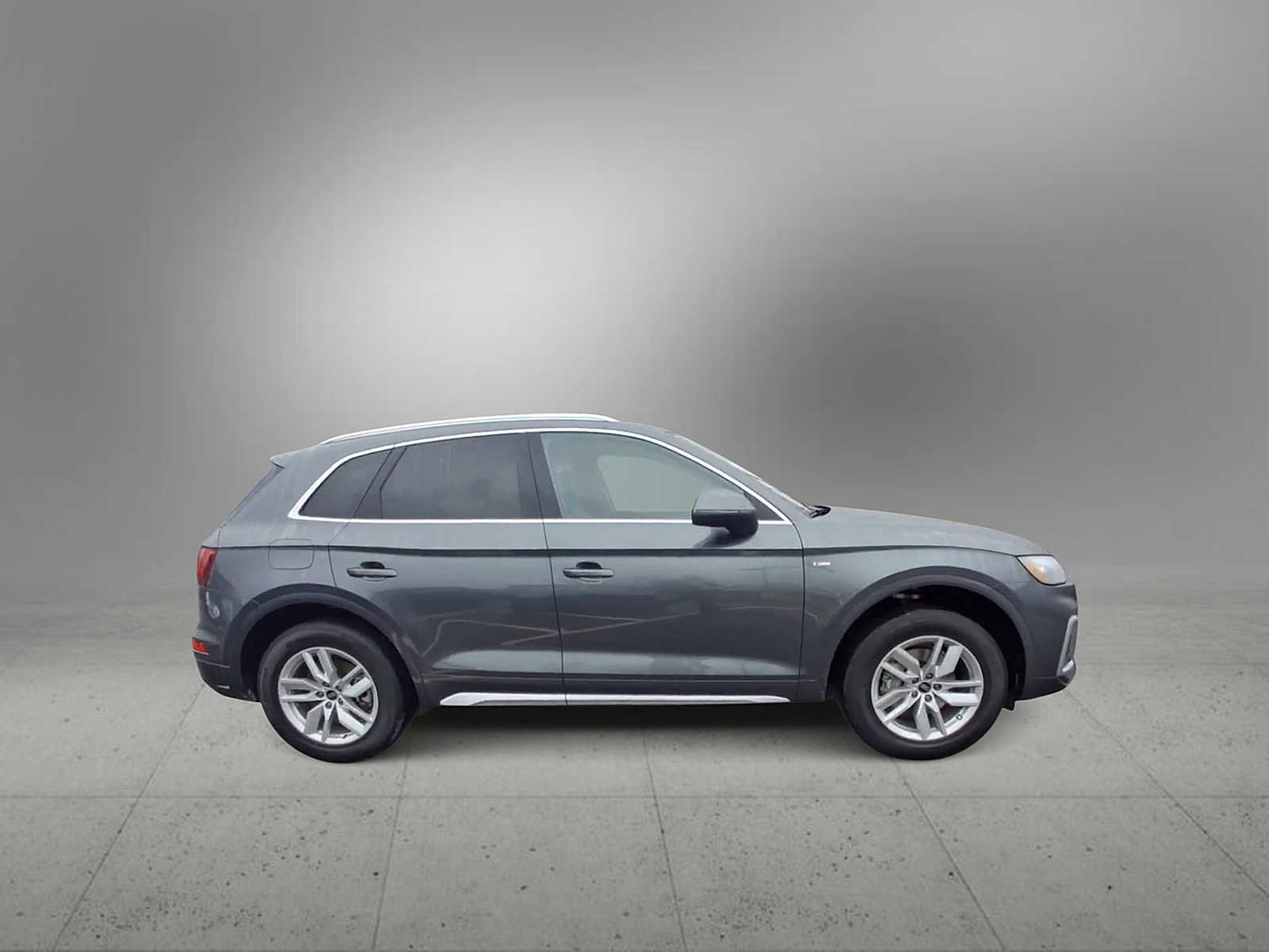 Certified 2023 Audi Q5 2.0T Premium w/ Convenience Package image 9