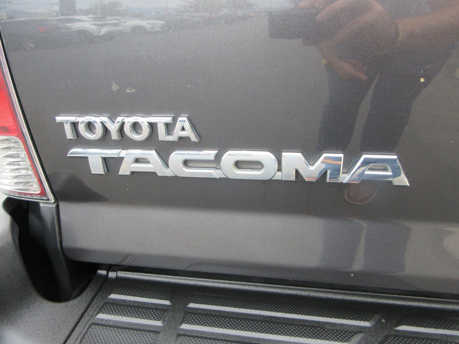 Used 2012 Toyota Tacoma 4x4 Double Cab w/ TRD Off-Road Pkg image 9