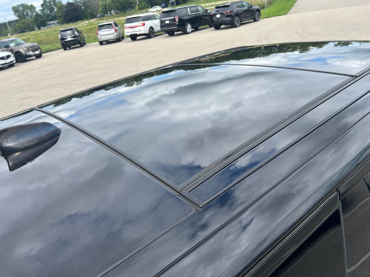 Used 2019 Land Rover Range Rover Supercharged image 32