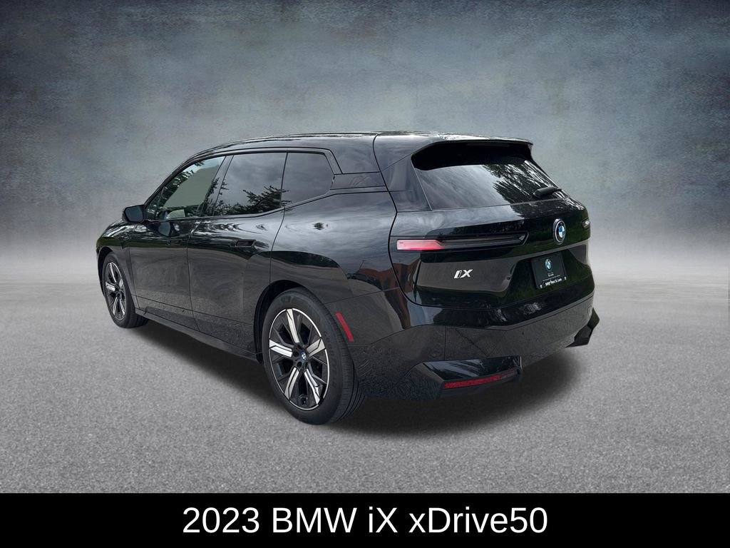 Used 2023 BMW iX xDrive50 w/ Premium Package AWD/4WD image 3