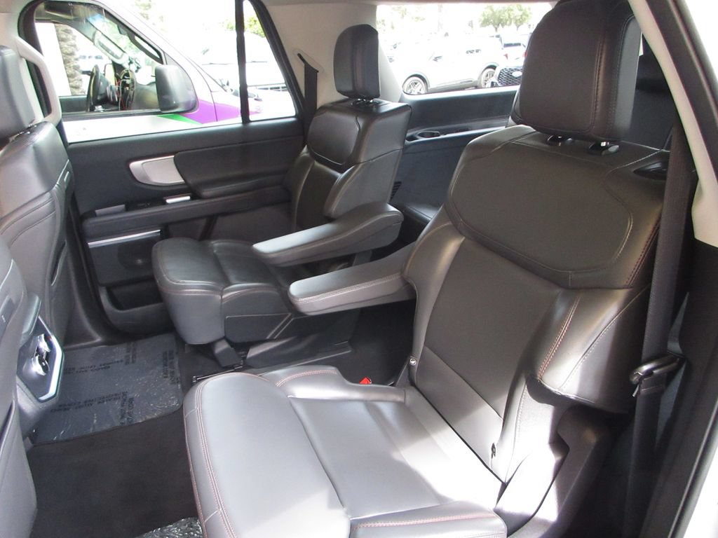 Certified 2025 Ford Expedition Max Active AWD/4WD image 24