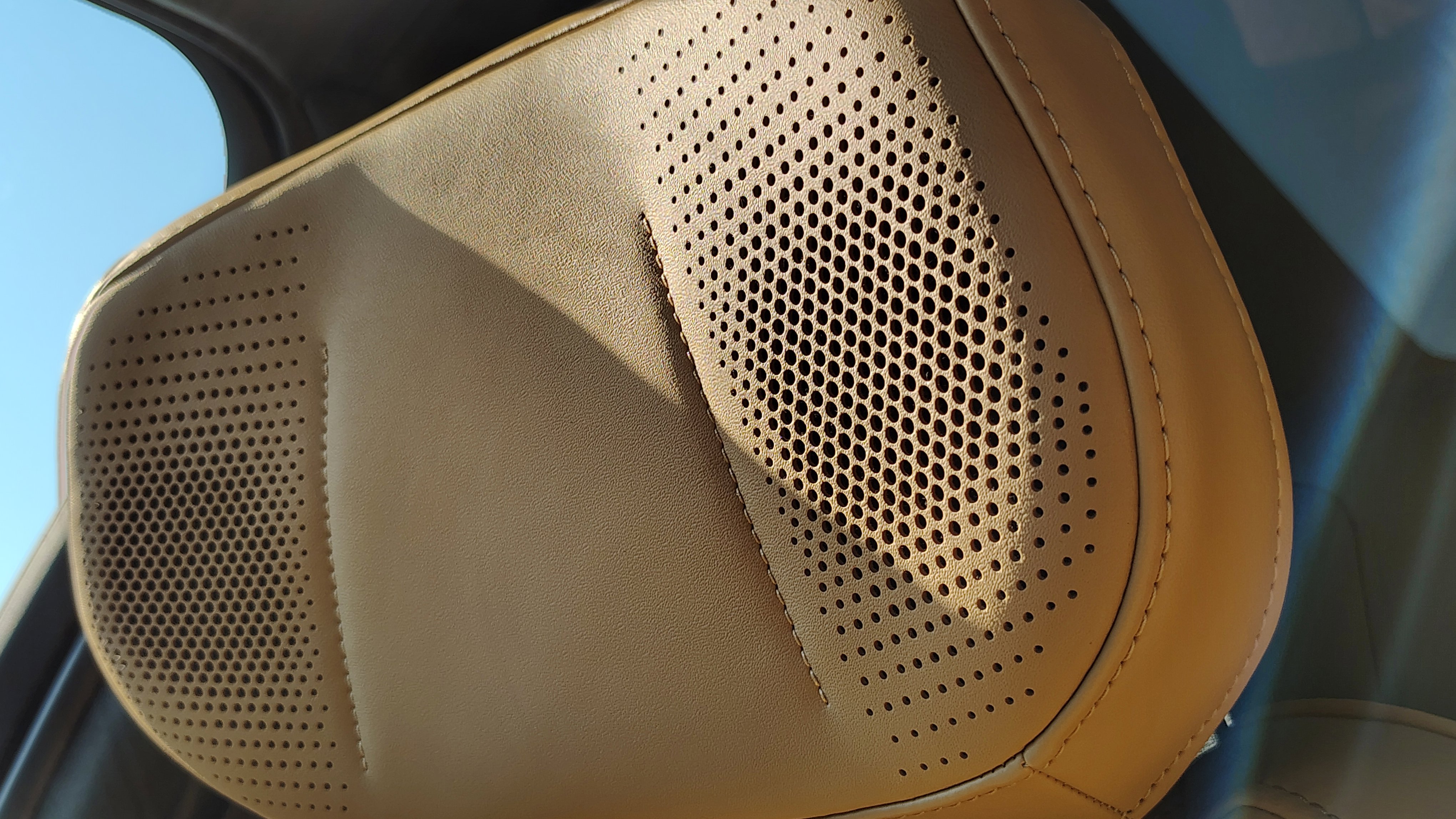 New 2025 Cadillac Escalade IQ Luxury 2 image 30