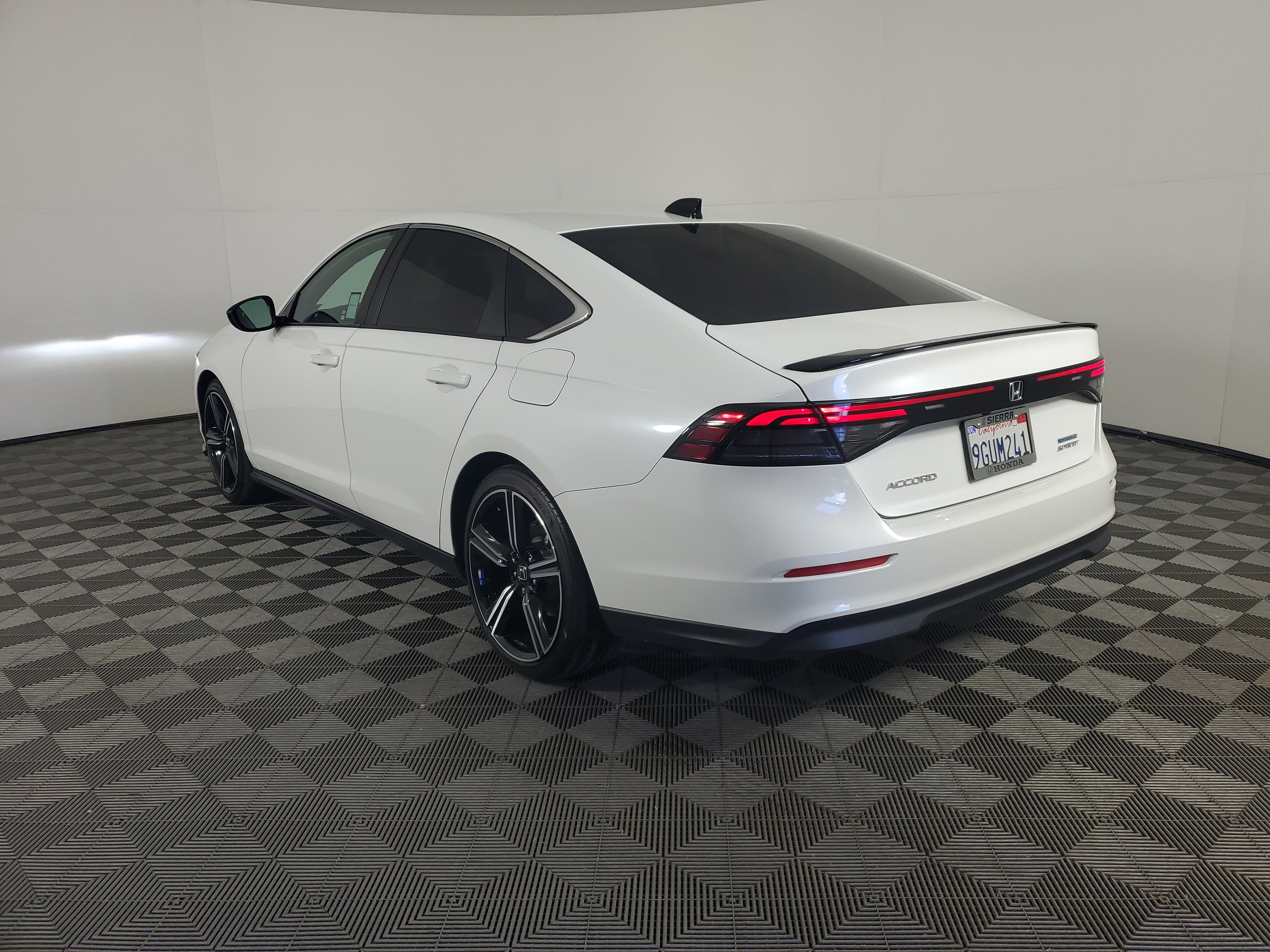 Certified 2023 Honda Accord Sport image 6