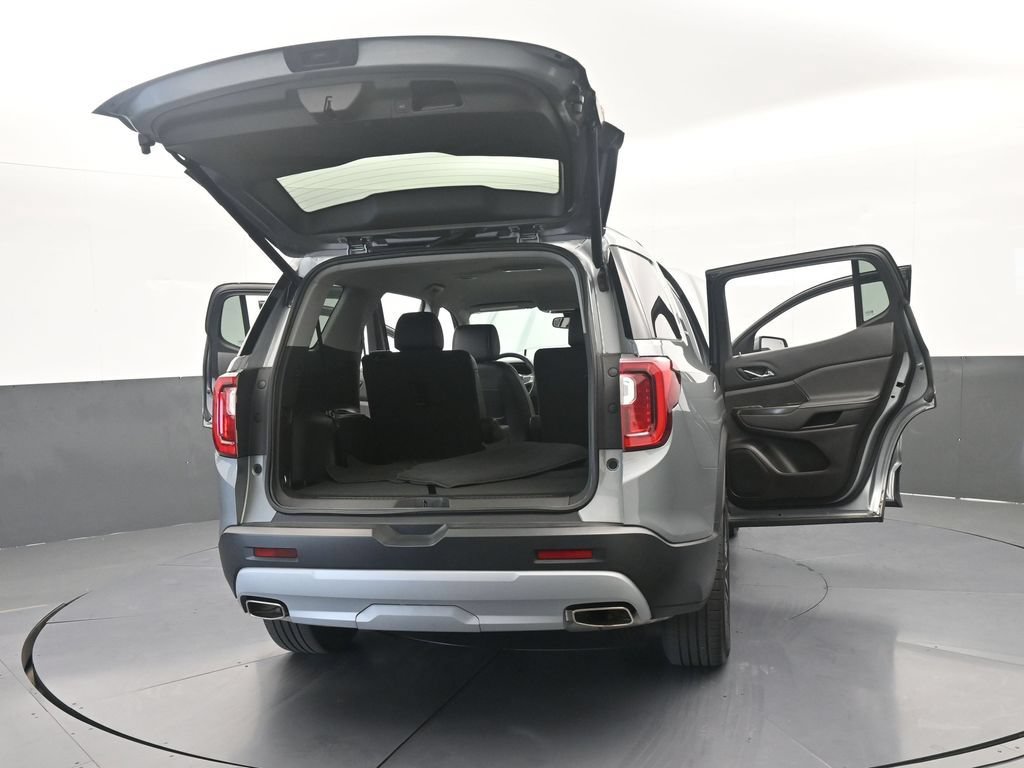 Used 2023 GMC Acadia SLT w/ Technology Package FWD image 77