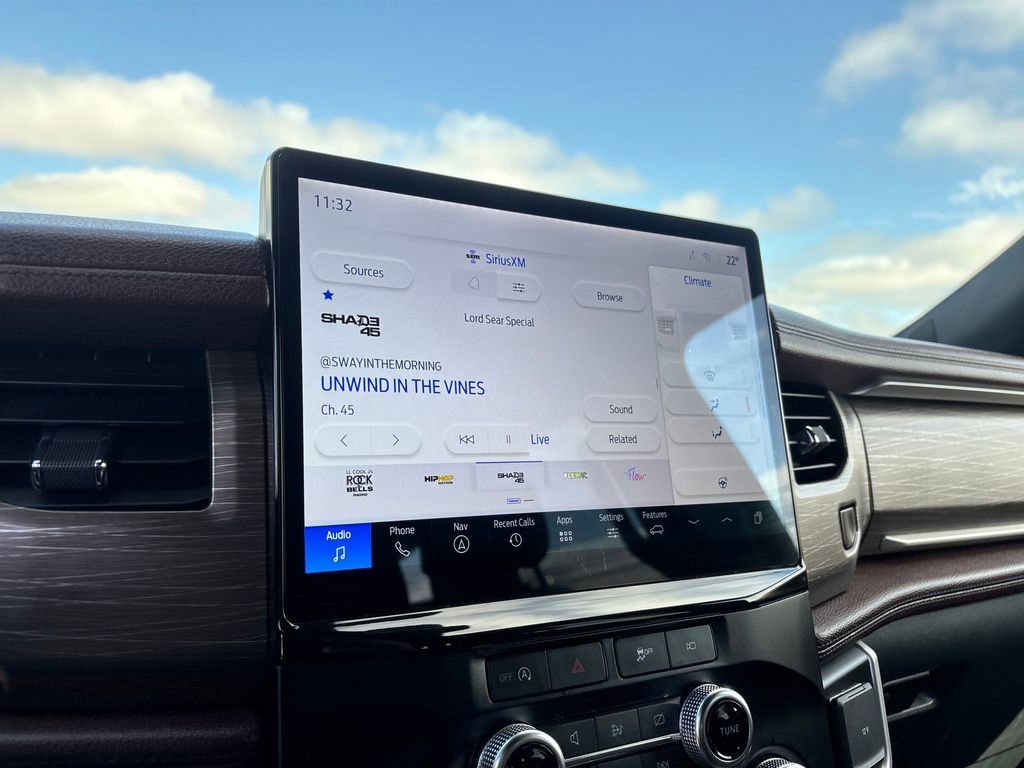 Used 2024 Ford Expedition Limited AWD/4WD image 19