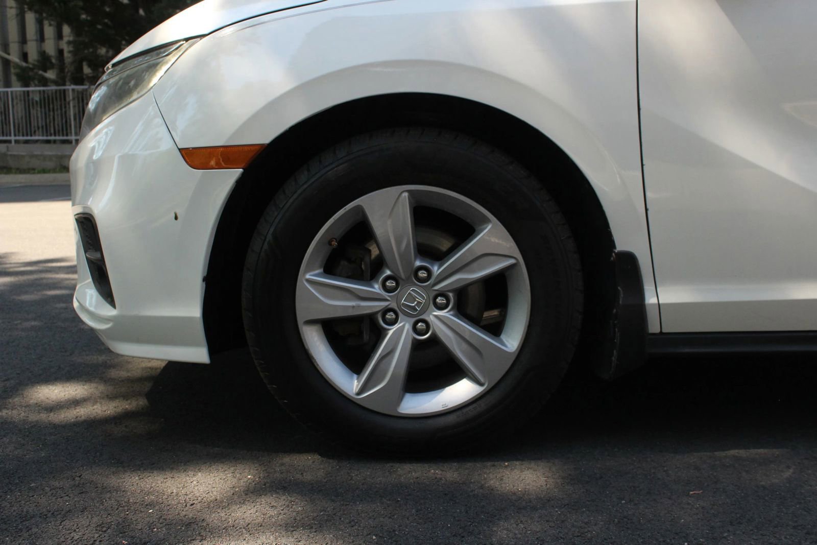 Used 2019 Honda Odyssey EX-L image 11