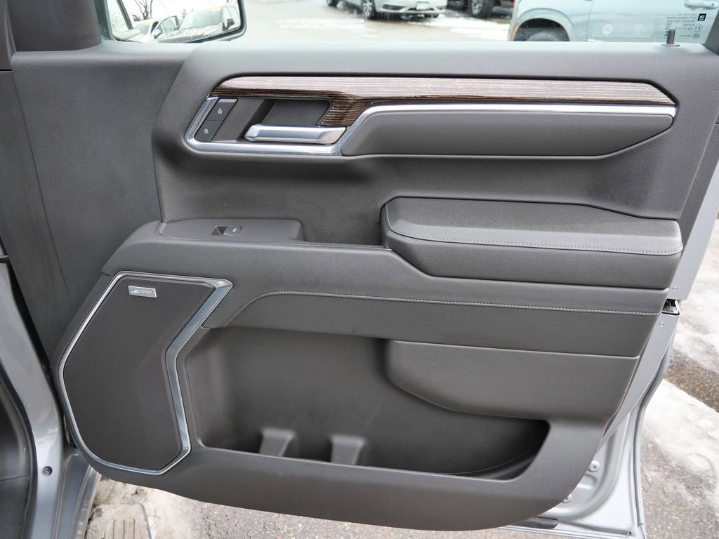 Used 2024 GMC Sierra 1500 Elevation w/ Preferred Package image 13