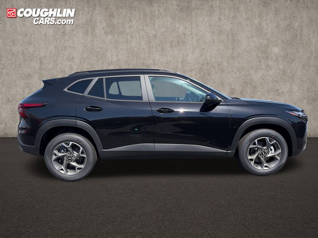 New 2026 Chevrolet Trax LT w/ Driver Confidence Package FWD image 7