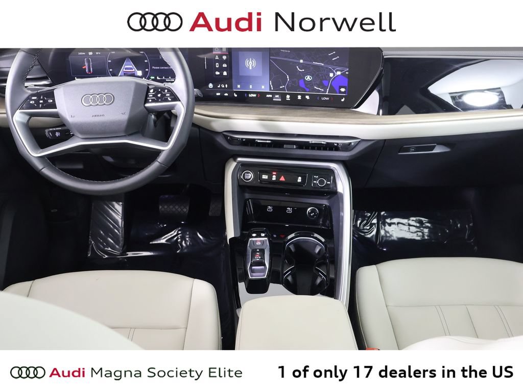 Used 2025 Audi Q5 Premium w/ Convenience Package AWD/4WD image 25
