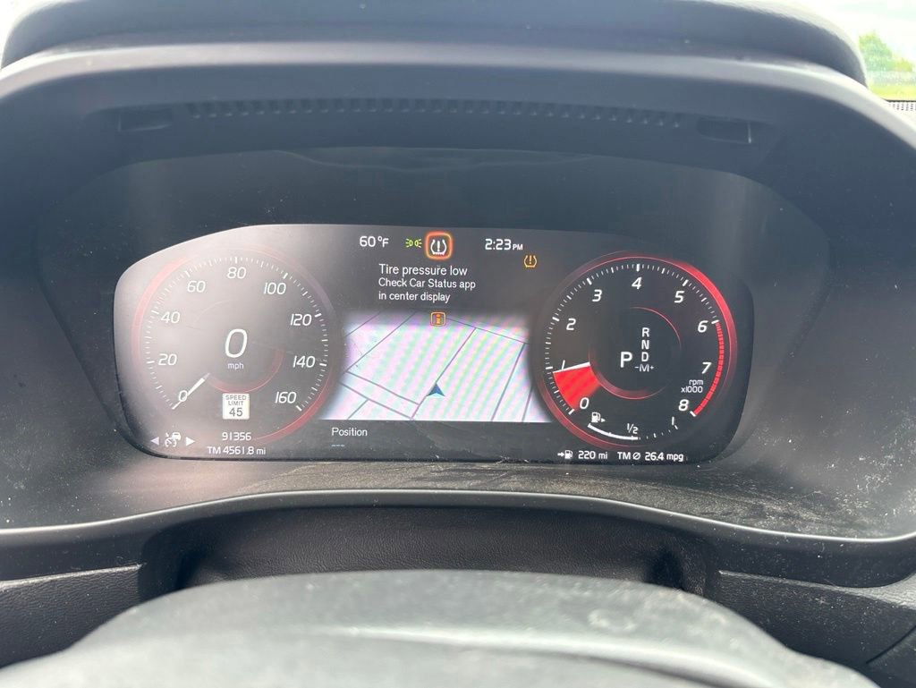 Used 2022 Volvo XC40 T5 Momentum AWD/4WD image 27