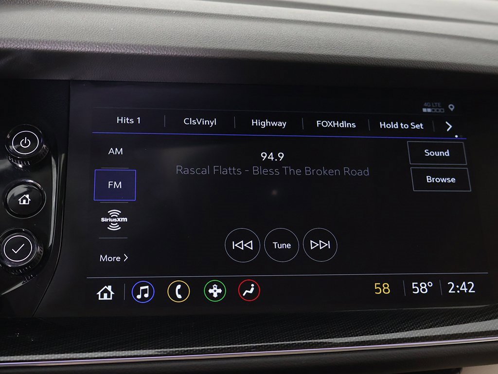 Used 2023 Buick Envision Preferred image 45