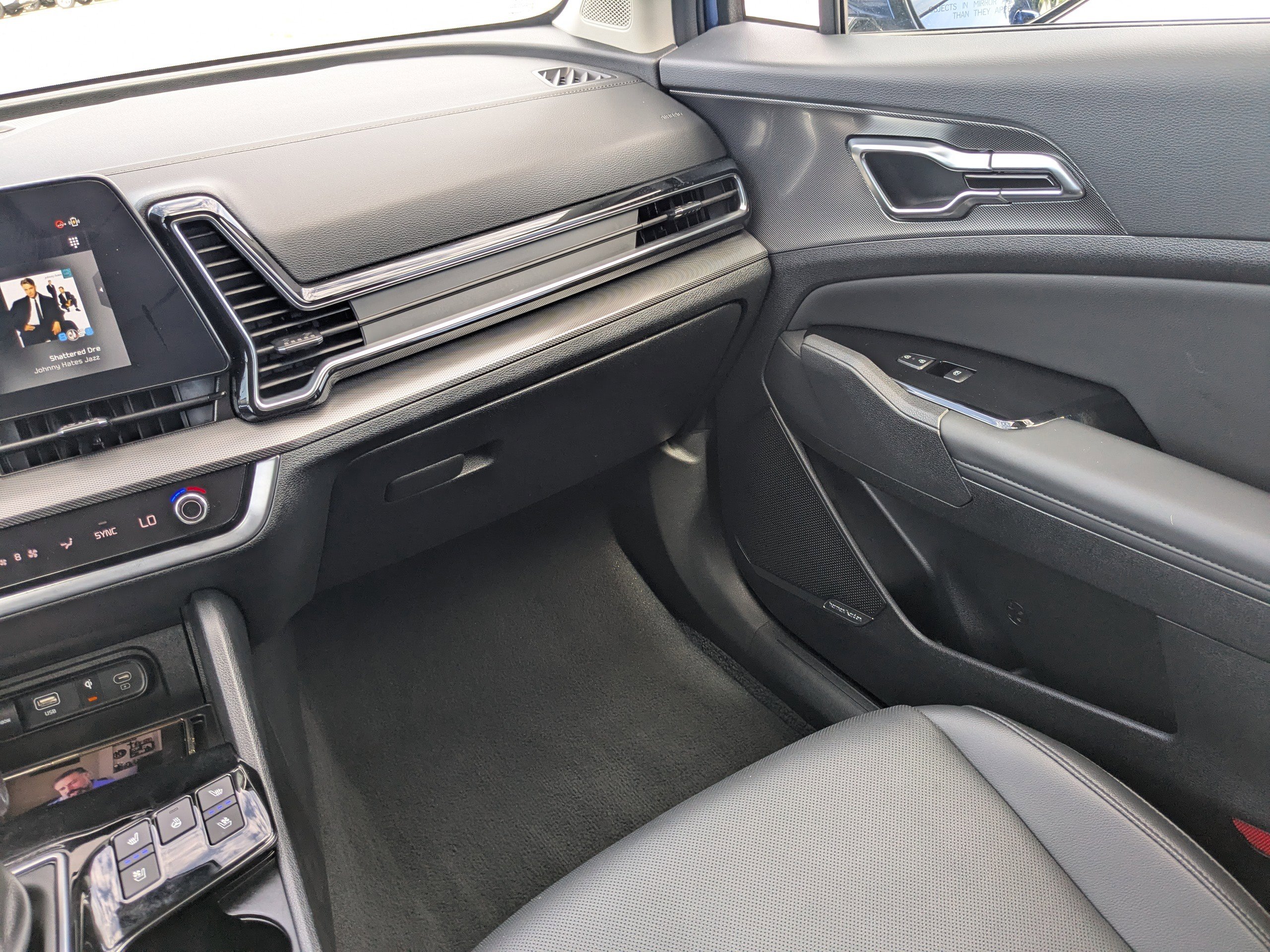 Certified 2025 Kia Sportage SX image 21