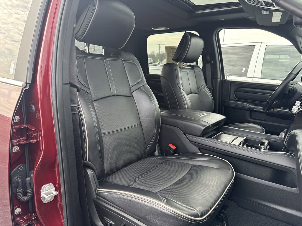 Used 2024 RAM 3500 Limited image 25