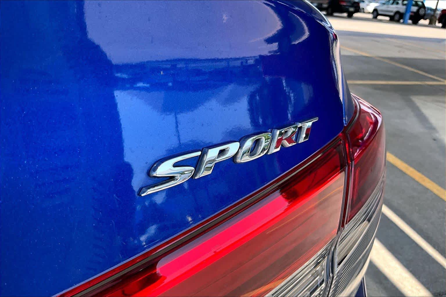 Used 2023 Honda Civic Sport image 10