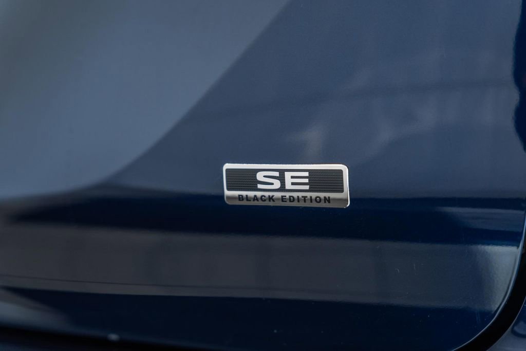 Used 2023 Mitsubishi Outlander SE Black Edition image 10