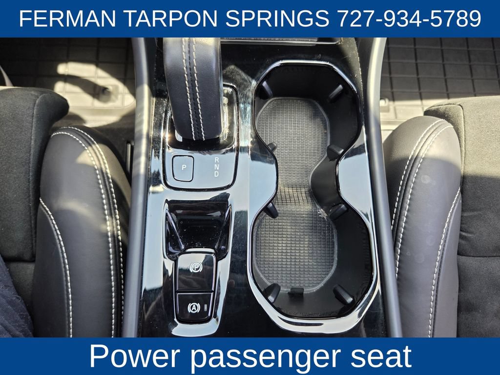 Used 2021 Volvo XC40 T5 R-Design w/ Advanced Package AWD/4WD image 28