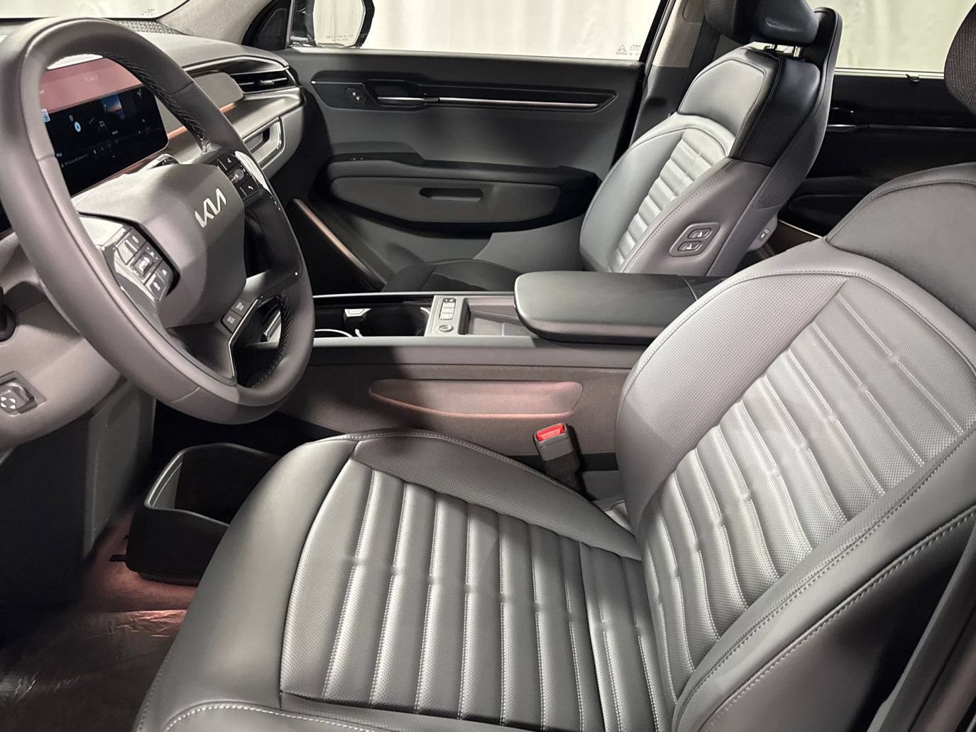 New 2026 Kia EV9 Land w/ Nightfall Edition Package AWD/4WD image 3