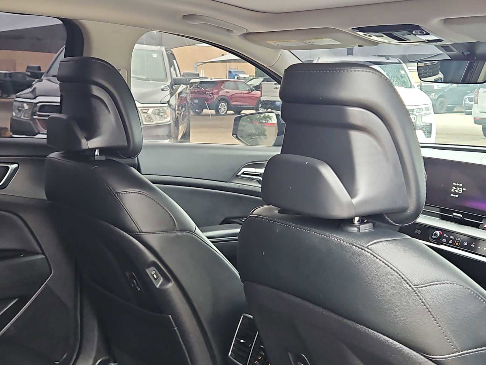 Used 2024 Kia Sportage SX FWD image 14