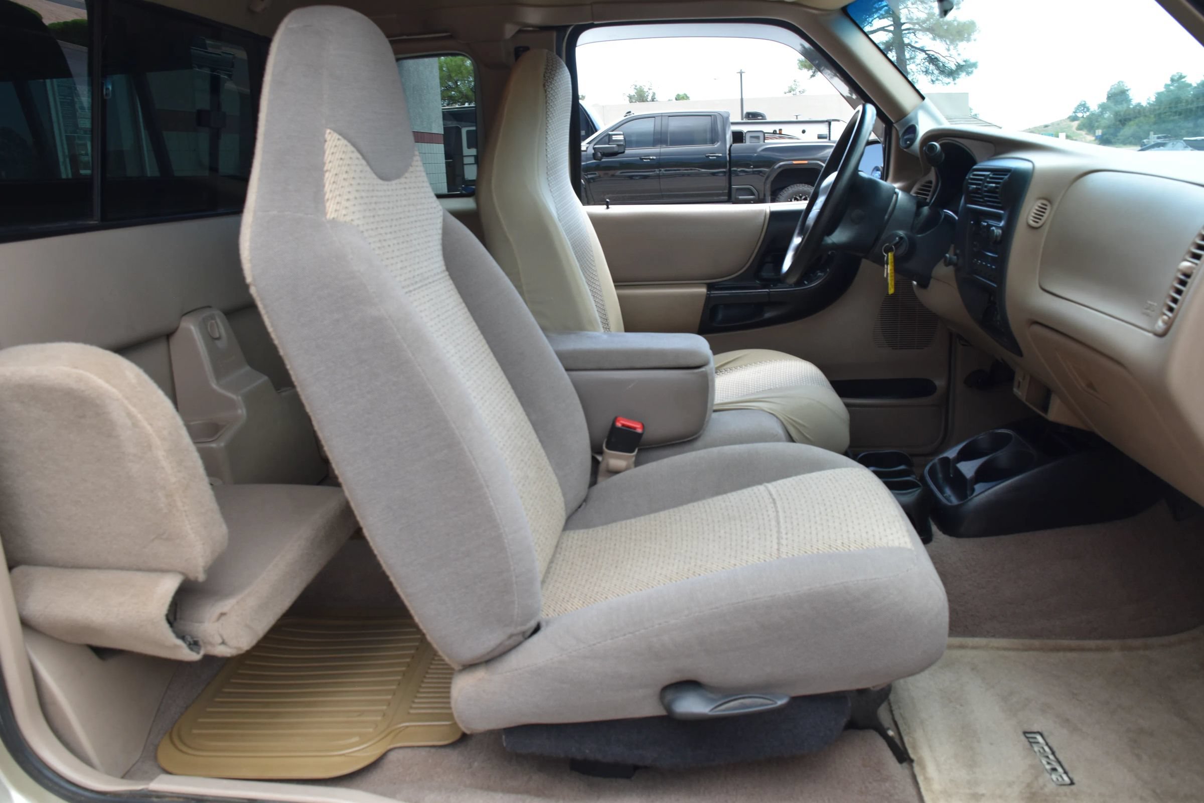 Used 2000 MAZDA B-Series Pickup 2WD Cab Plus B3000 image 25
