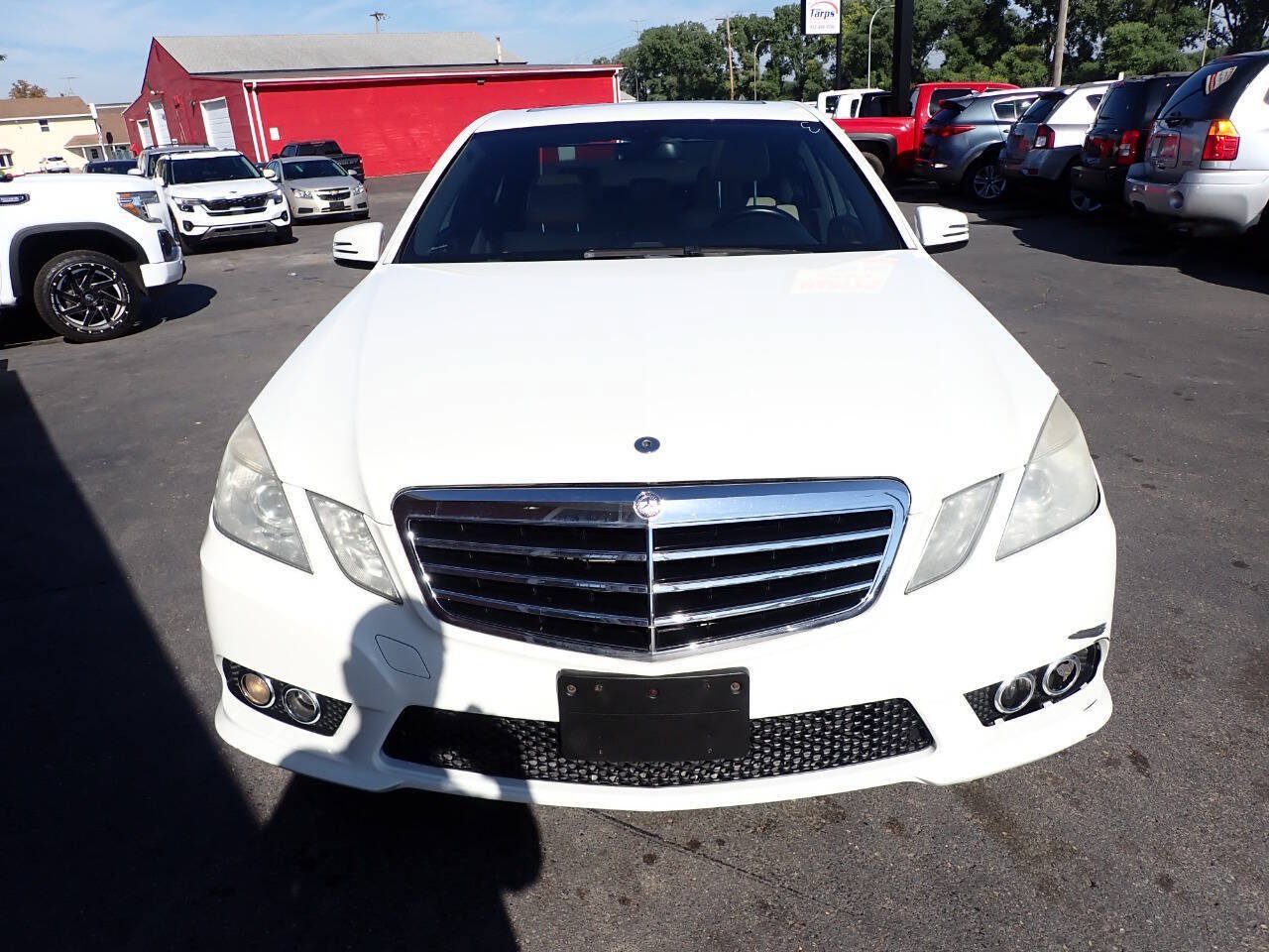 Used 2010 Mercedes-Benz E 350 4MATIC Sedan image 2