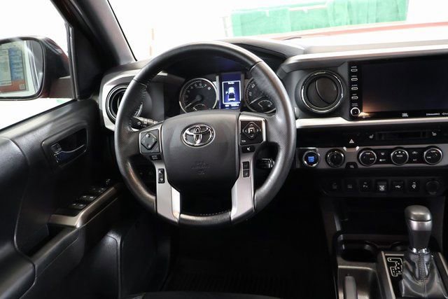 Used 2023 Toyota Tacoma Limited image 15
