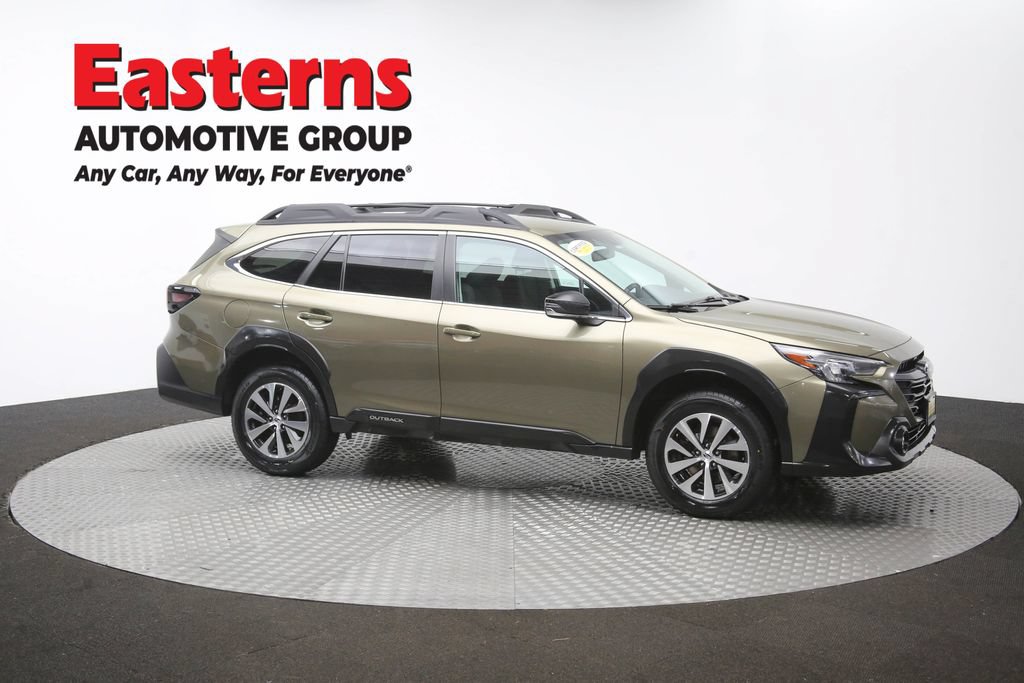 Used 2024 Subaru Outback Premium AWD/4WD image 41