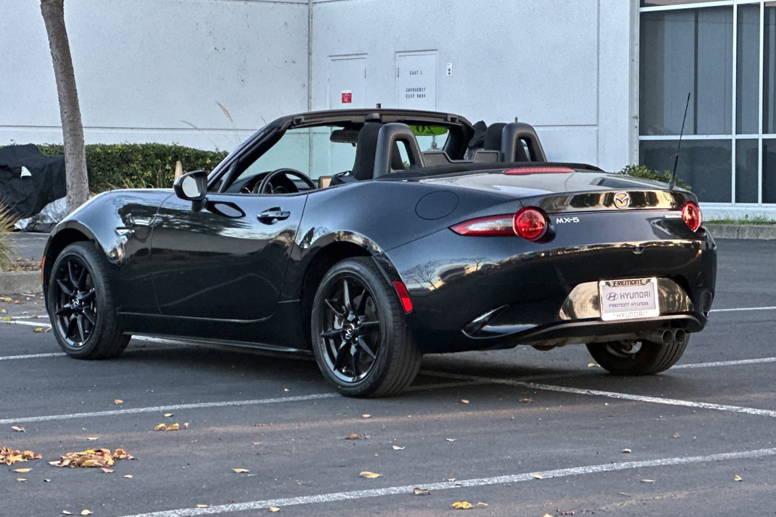 Used 2022 MAZDA MX-5 Miata Sport image 5