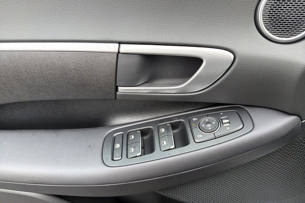 New 2026 Hyundai Sonata SE image 9