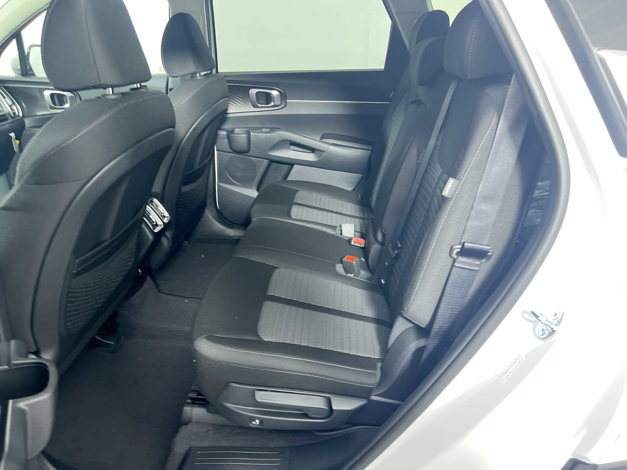 New 2026 Kia Sorento LX FWD image 26