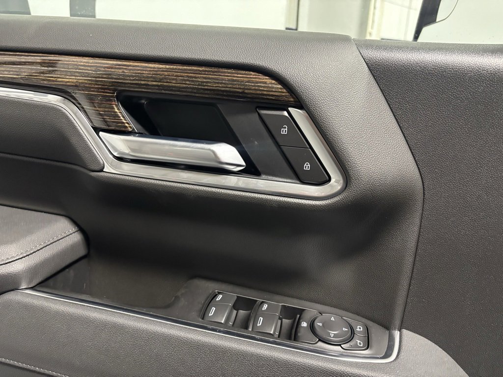 New 2026 GMC Sierra 1500 Elevation image 11
