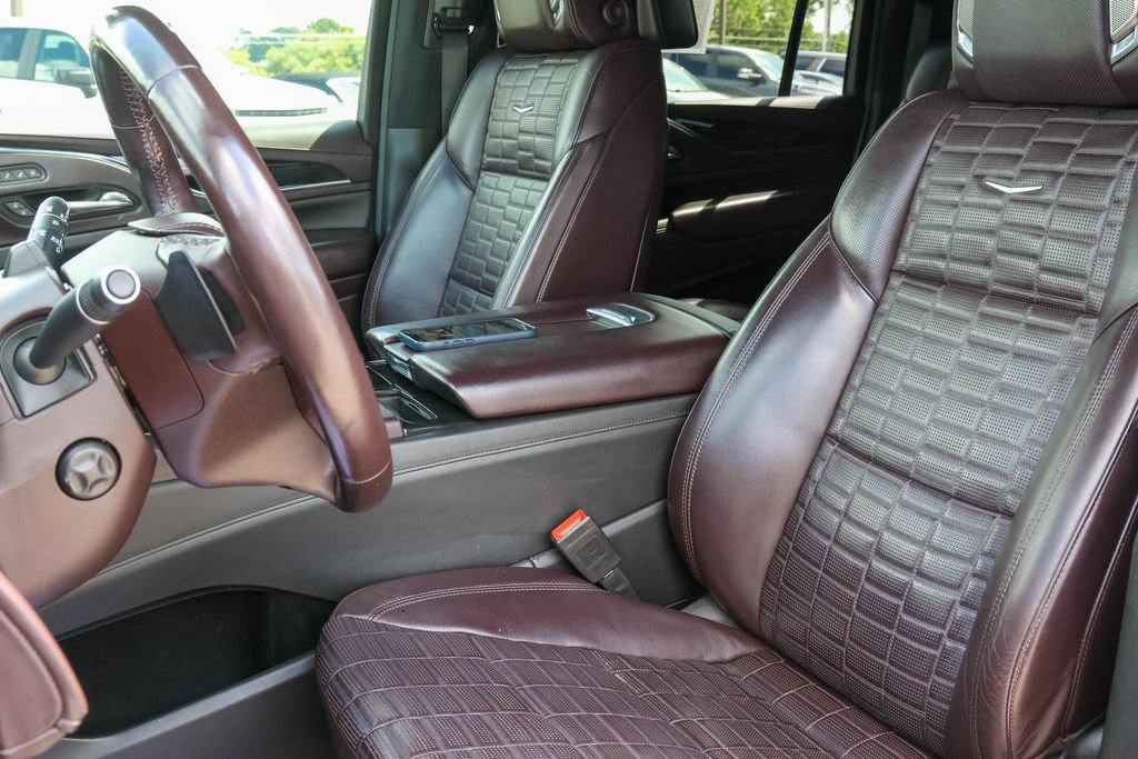 Used 2021 Cadillac Escalade ESV Premium Luxury Platinum AWD/4WD image 7