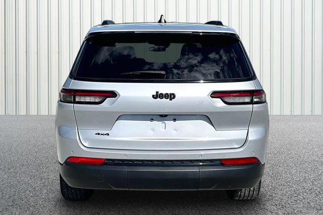 Used 2023 Jeep Grand Cherokee L Laredo AWD/4WD image 4