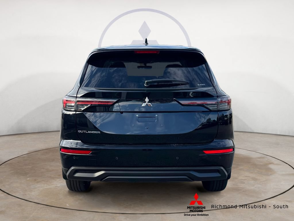 New 2026 Mitsubishi Outlander ES AWD/4WD image 4