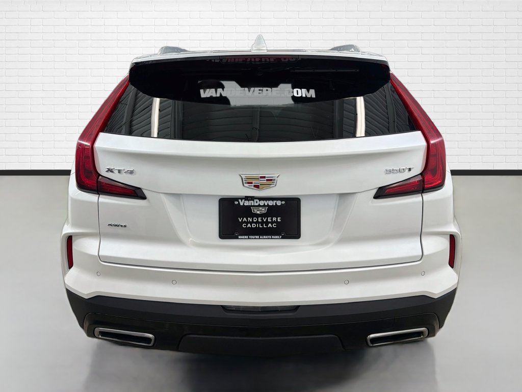 Certified 2024 Cadillac XT4 Premium Luxury AWD/4WD image 8
