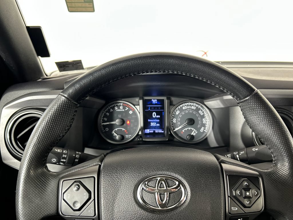 Used 2021 Toyota Tacoma TRD Off-Road AWD/4WD image 14