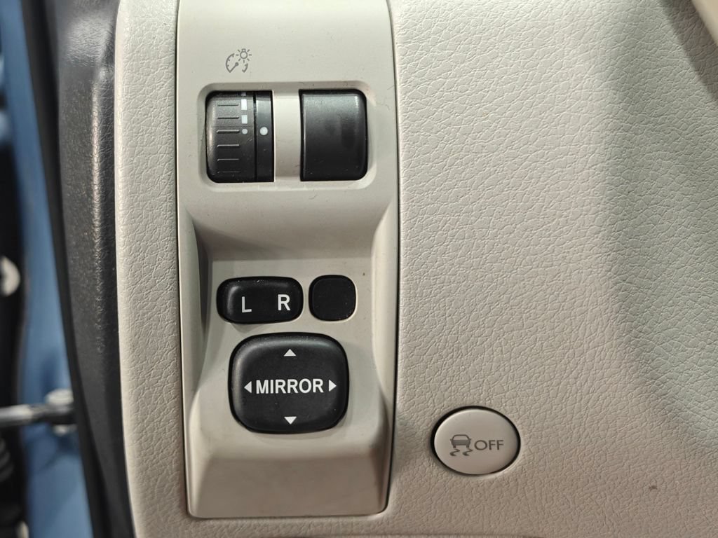 Used 2011 Subaru Forester 2.5X AWD/4WD image 11