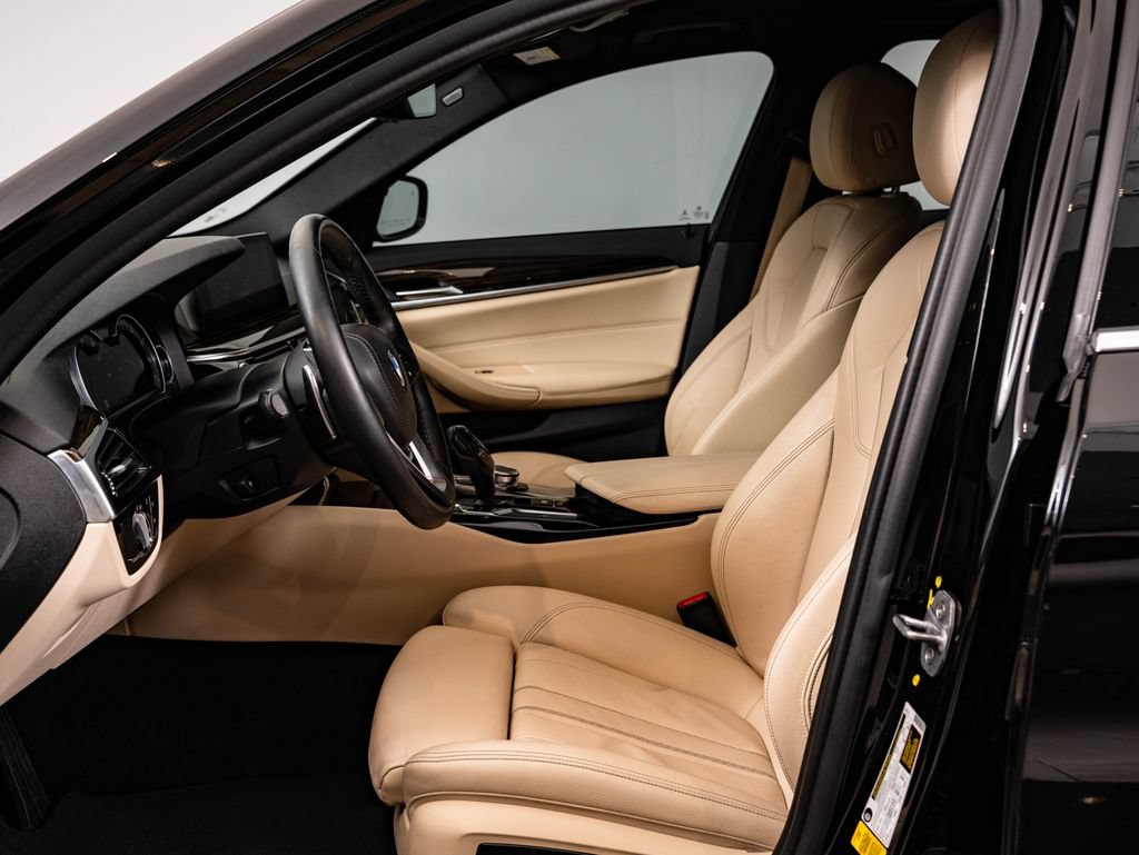 Used 2019 BMW 540i w/ Convenience Package RWD image 22