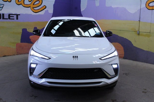 Certified 2025 Buick Envista Sport Touring w/ Convenience II Package image 3