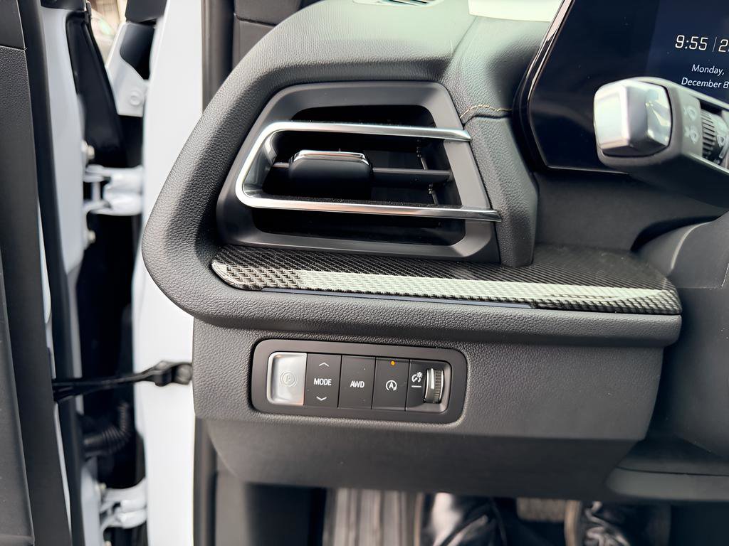 New 2026 Chevrolet Traverse High Country image 23