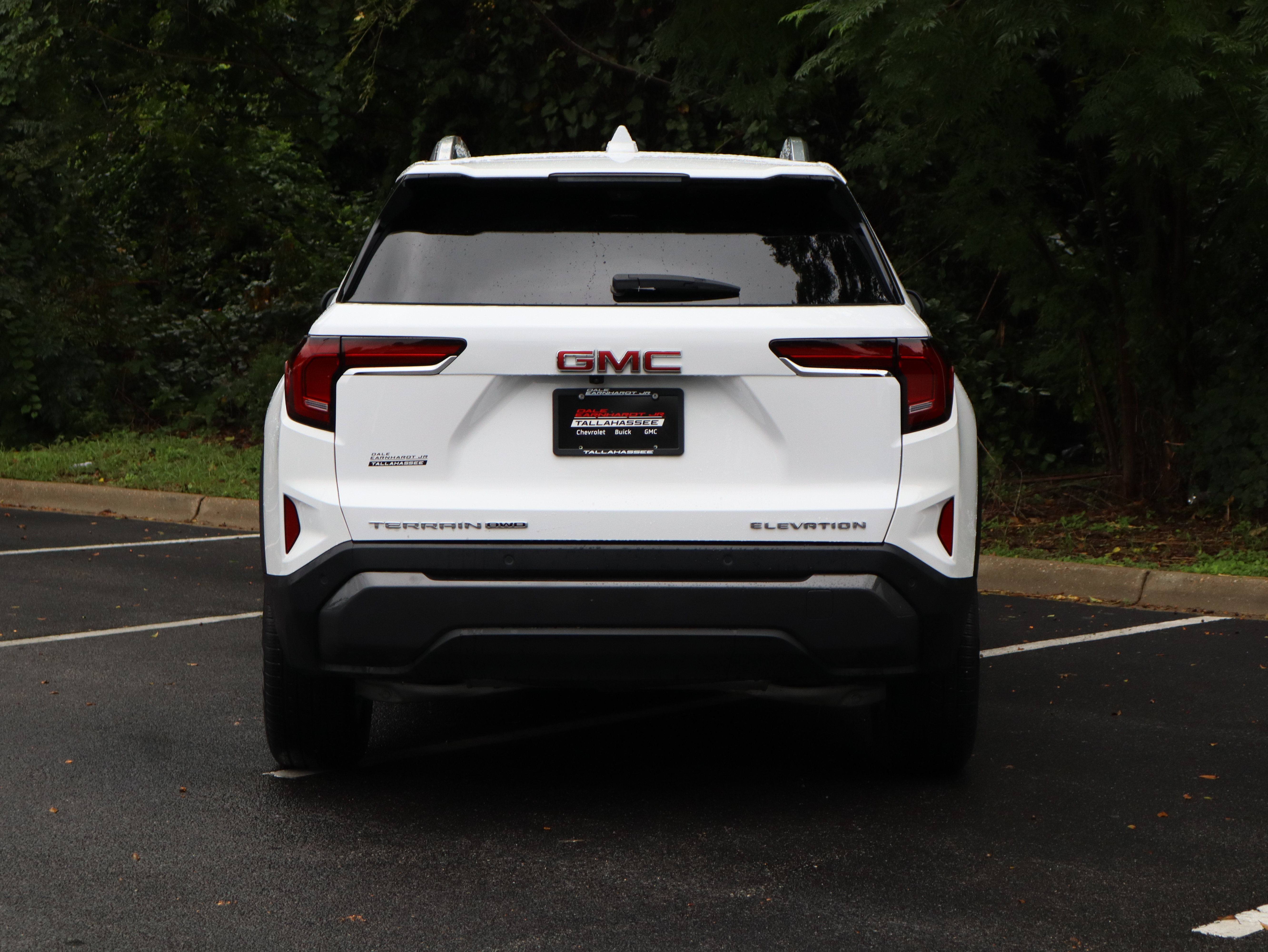 New 2026 GMC Terrain Elevation w/ Elevation Premium Package AWD/4WD image 9