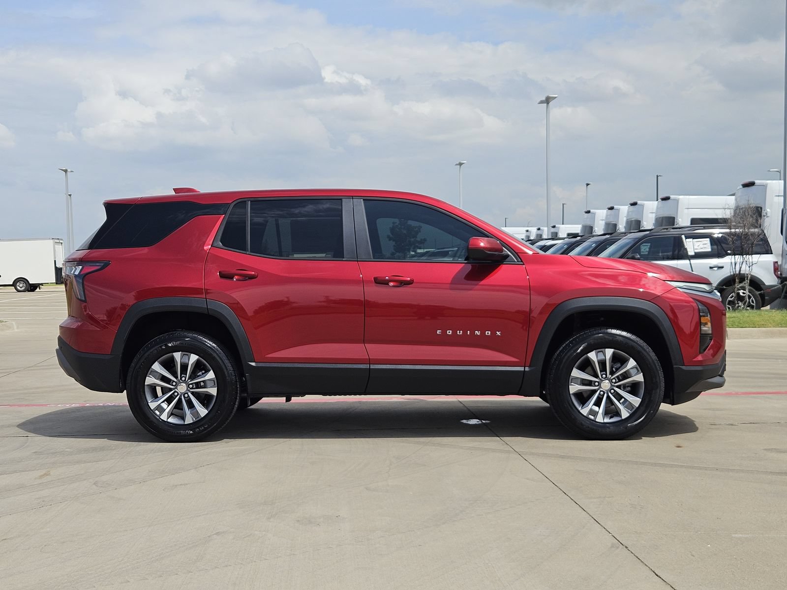 New 2027 Chevrolet Equinox LT FWD image 7