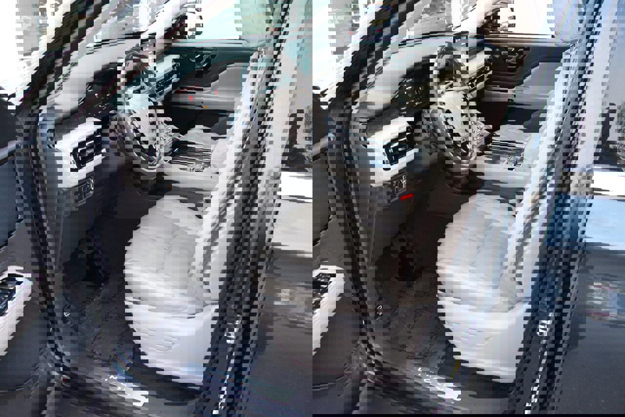 Used 2022 Lincoln Aviator Reserve image 18