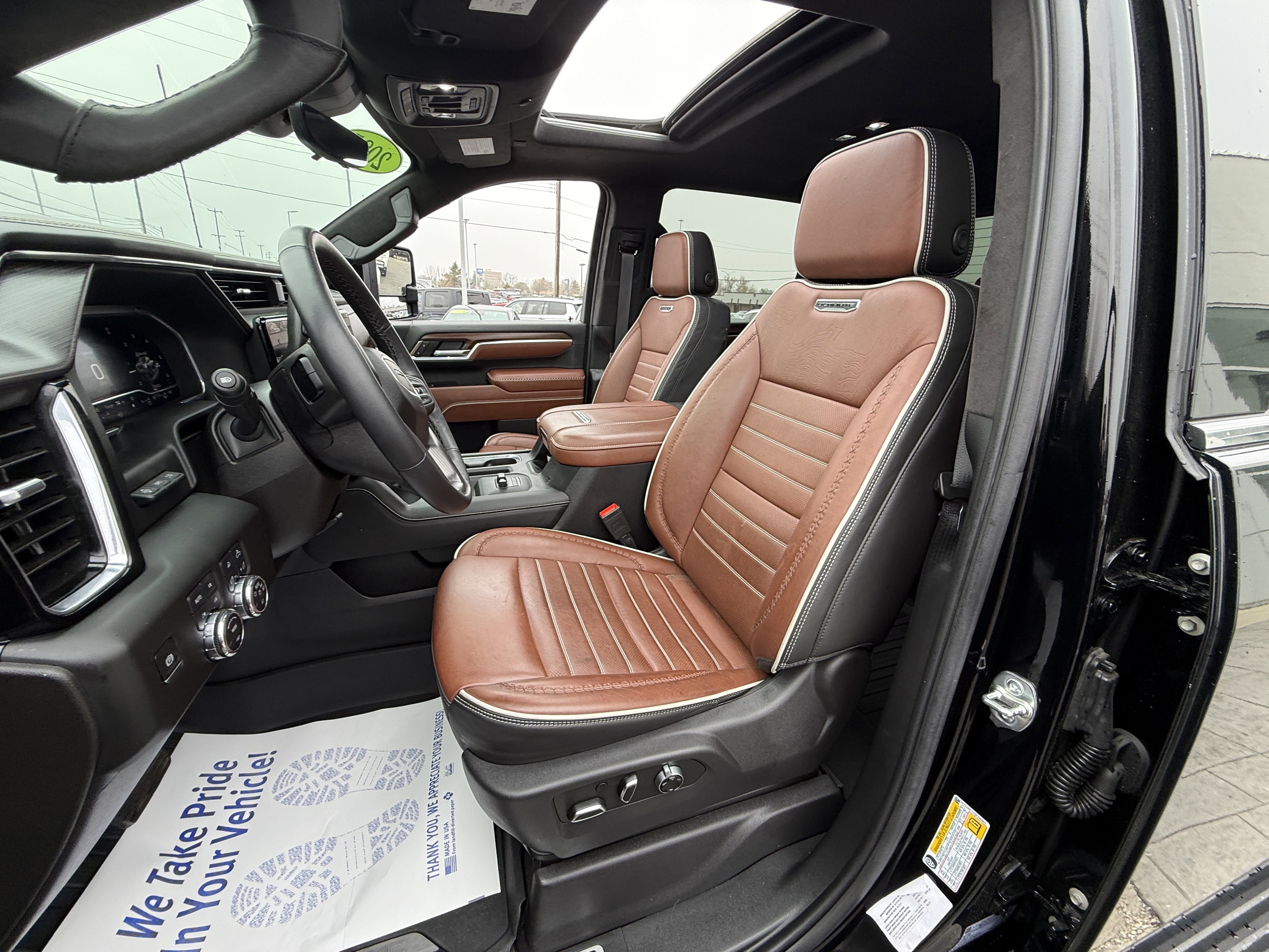 Used 2025 GMC Sierra 2500 Denali Ultimate image 13