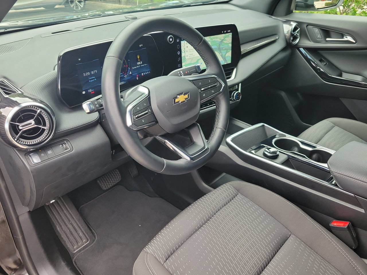 Used 2026 Chevrolet Equinox LT FWD image 14