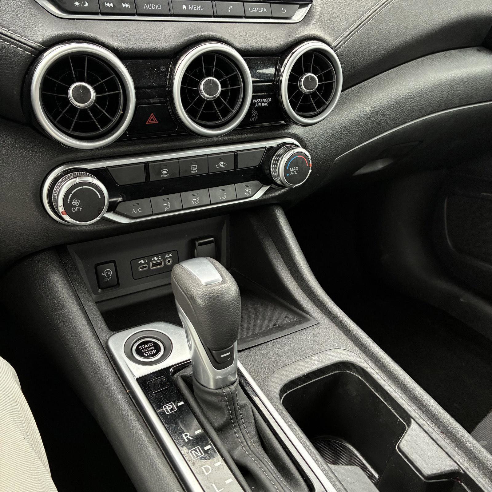 Used 2025 Nissan Sentra SV image 14