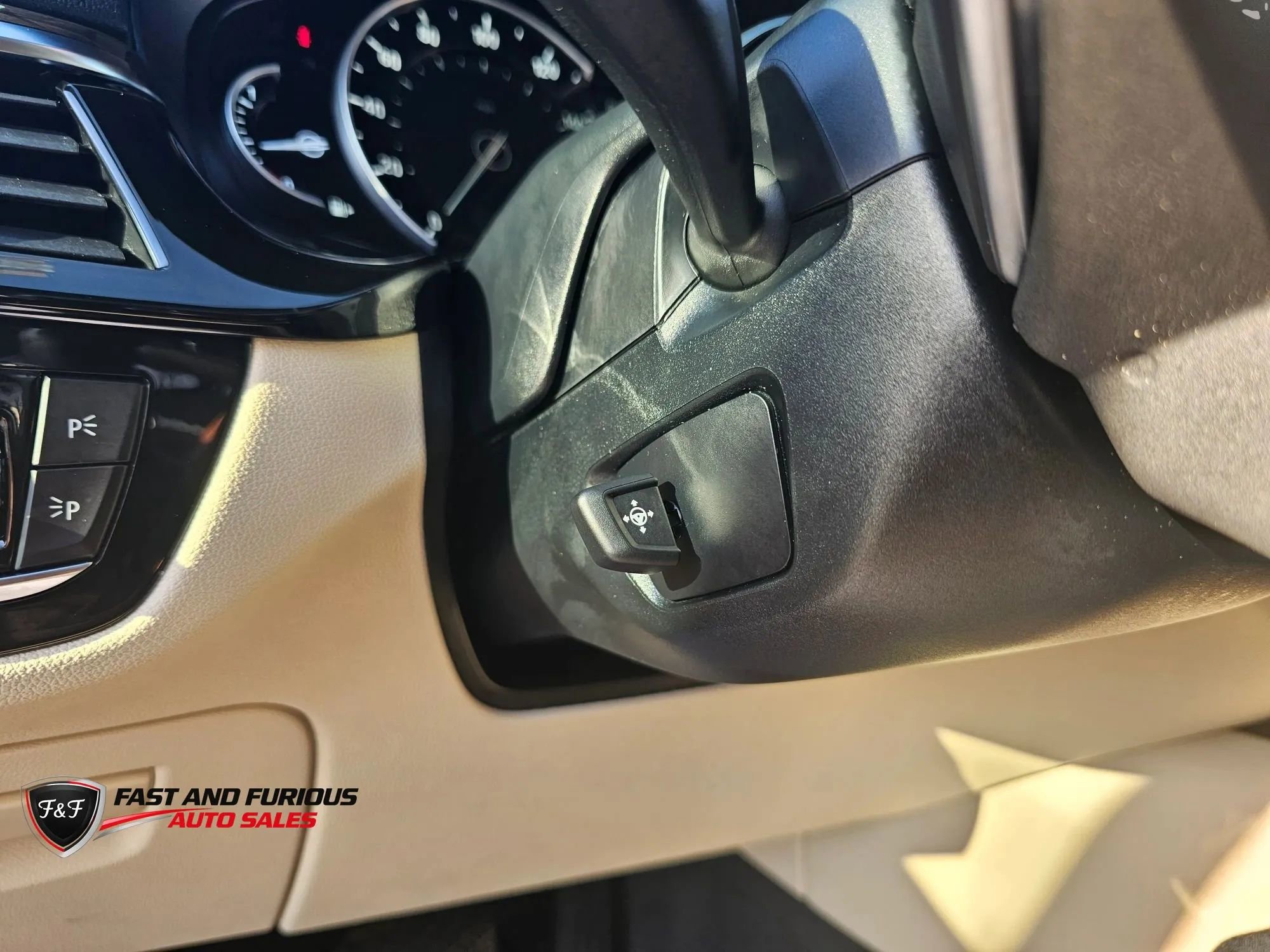 Used 2019 BMW 530i xDrive AWD/4WD image 35