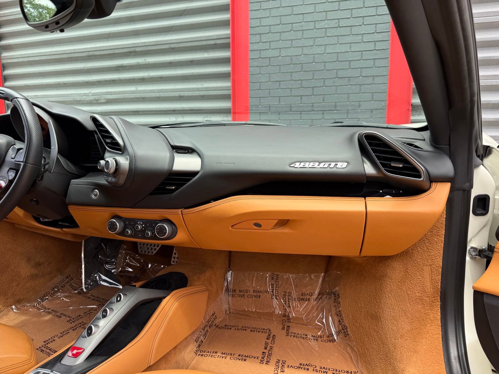 Used 2016 Ferrari 488 GTB RWD image 40