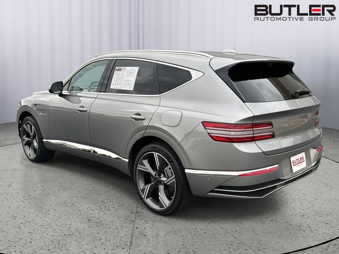 Used 2026 Genesis GV80 3.5T Prestige image 3